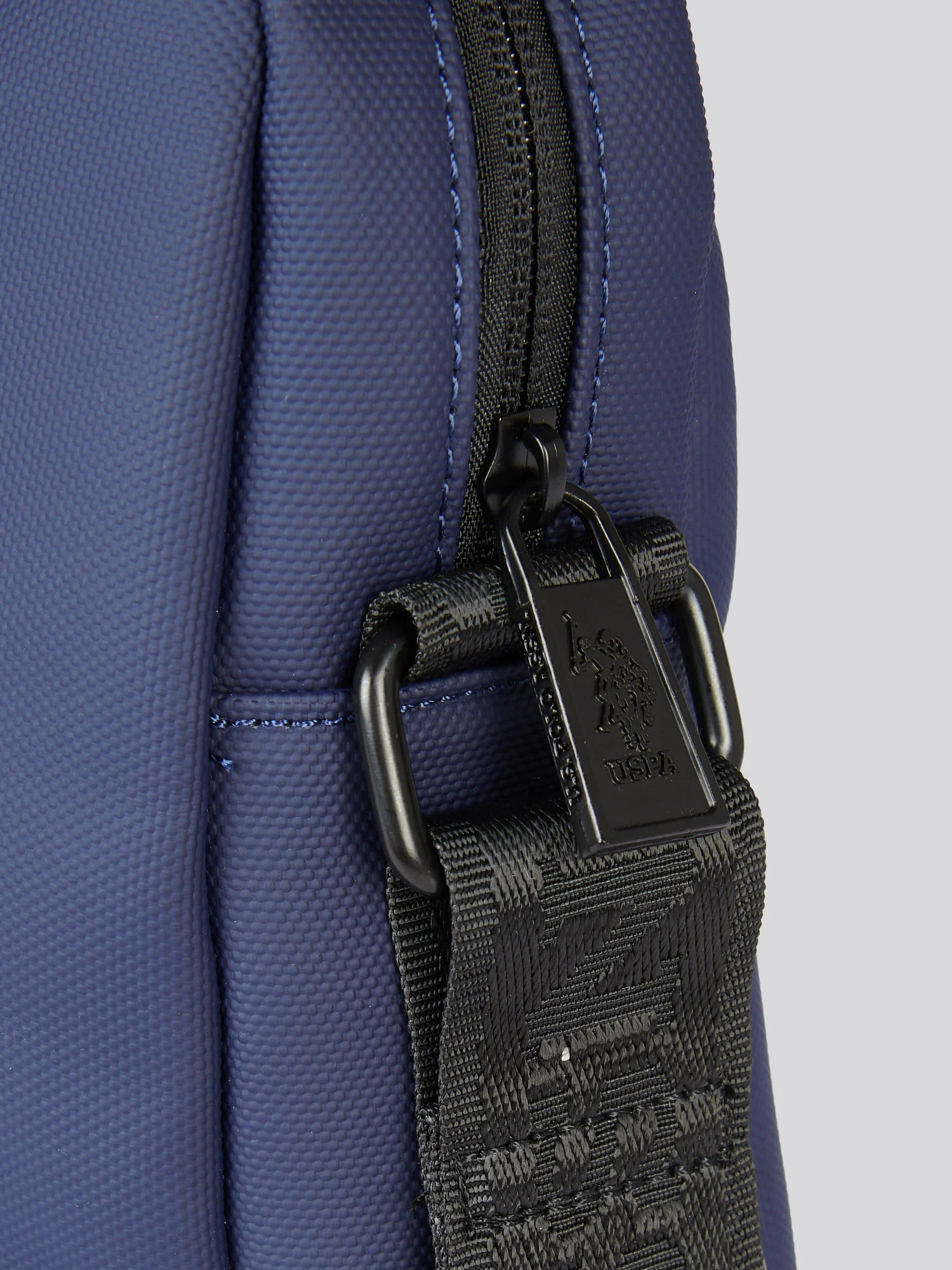 Arrowhead Crossbody Polyester Navy - Image 9