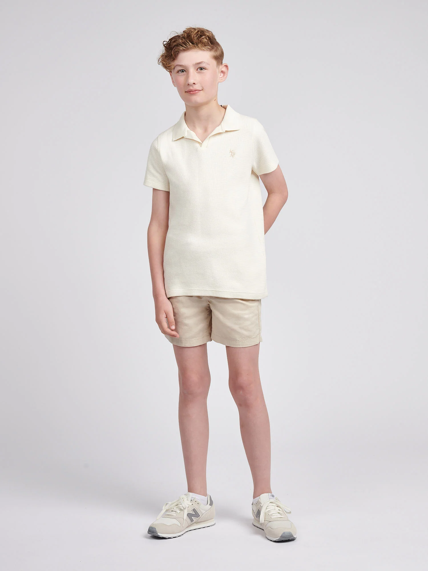 Boys Waffle Tekstura Otwarta Koszula Polo w Whisper White - Image 3