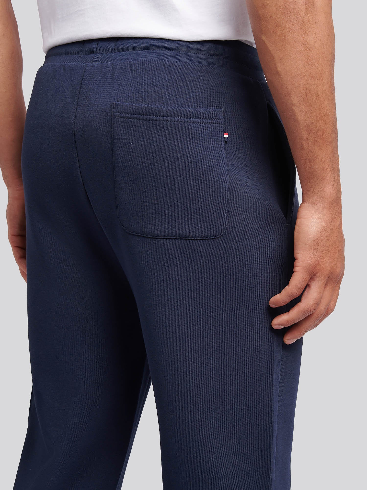 DHM prosta noga LB Jogger Dark Sapphire Navy/Haute Red Dhm - Image 5