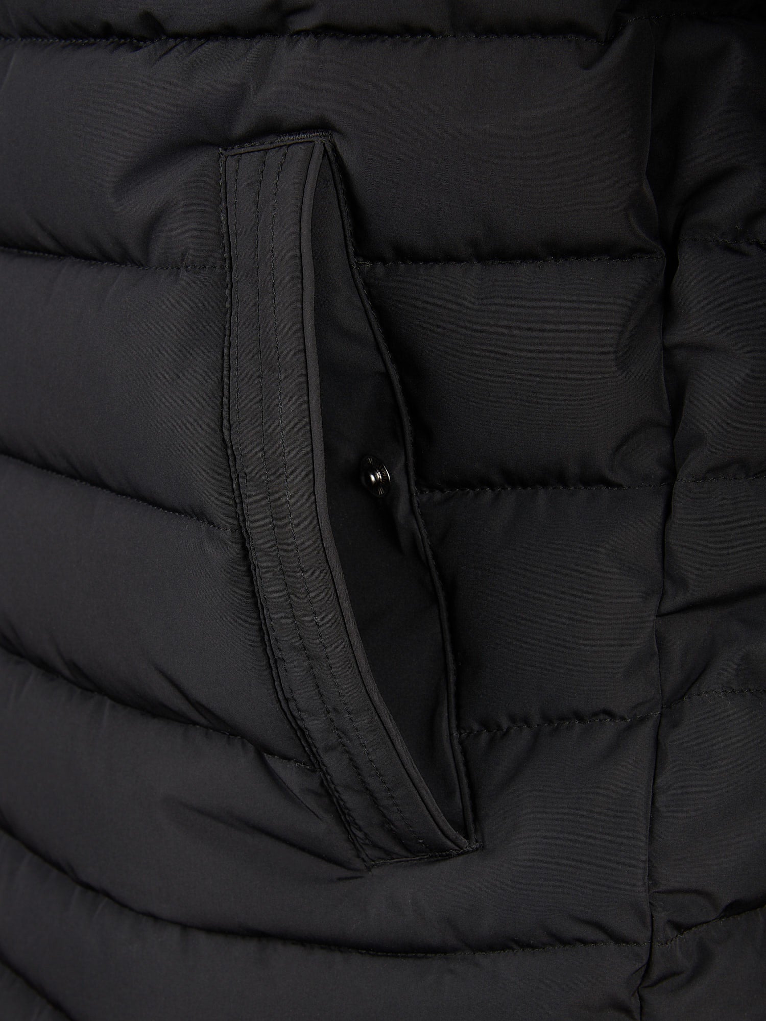 Lekka kołdra z kapturem puffer czarna - Image 12