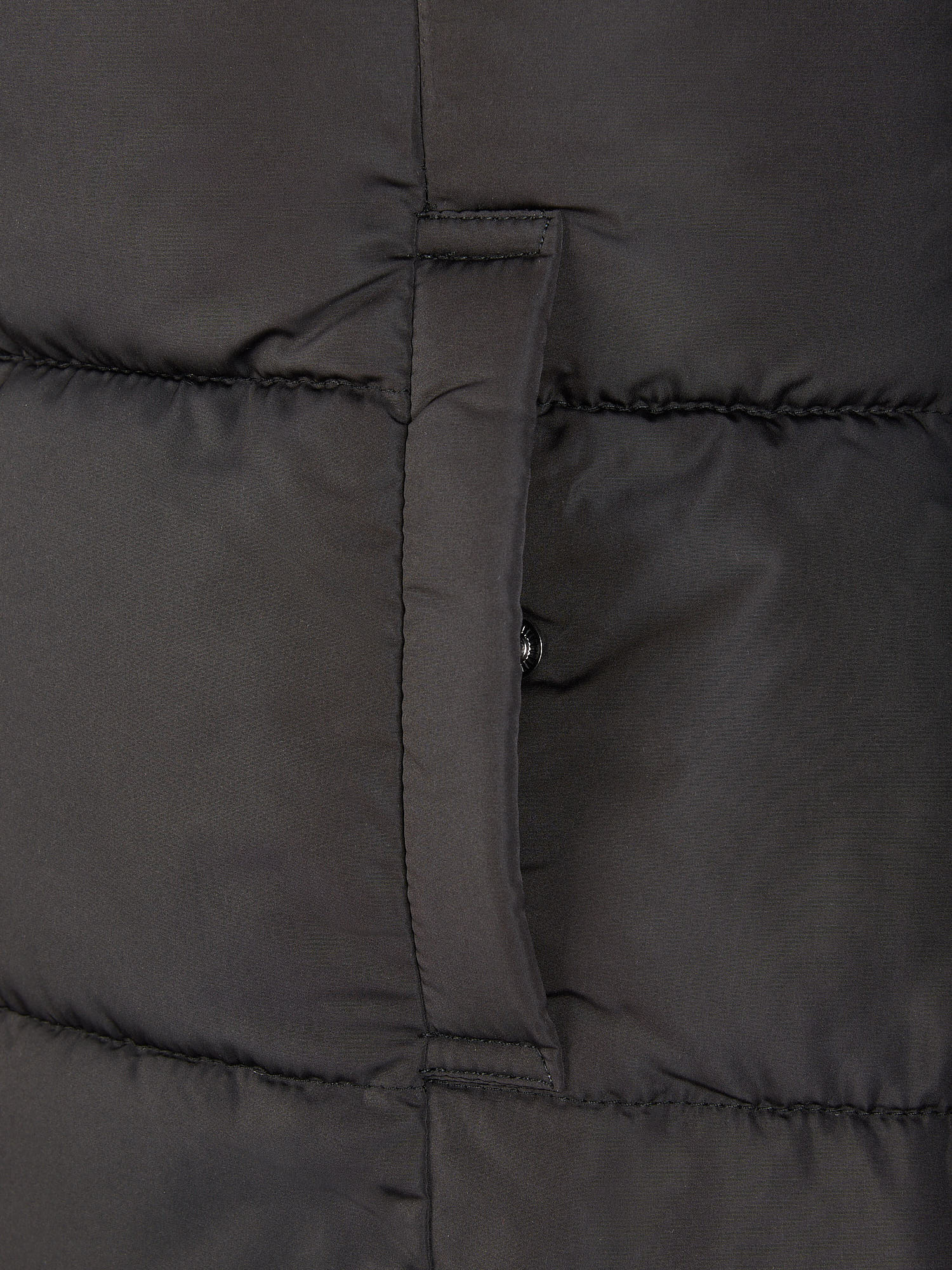 Longline Square Quilt Puffer Coat Black - Image 10