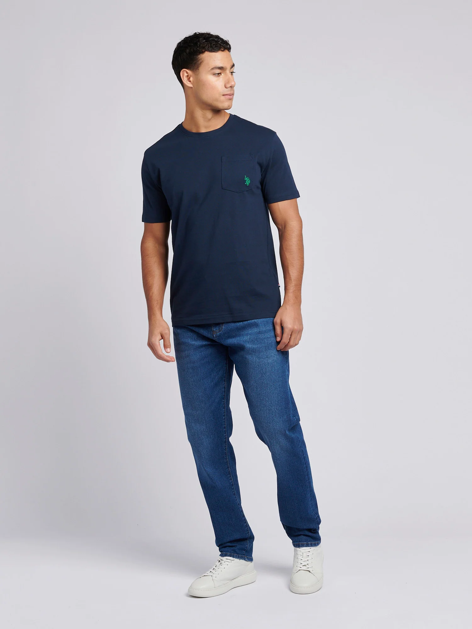 Mens Classic Fit Jean in Dark Wash - Image 3
