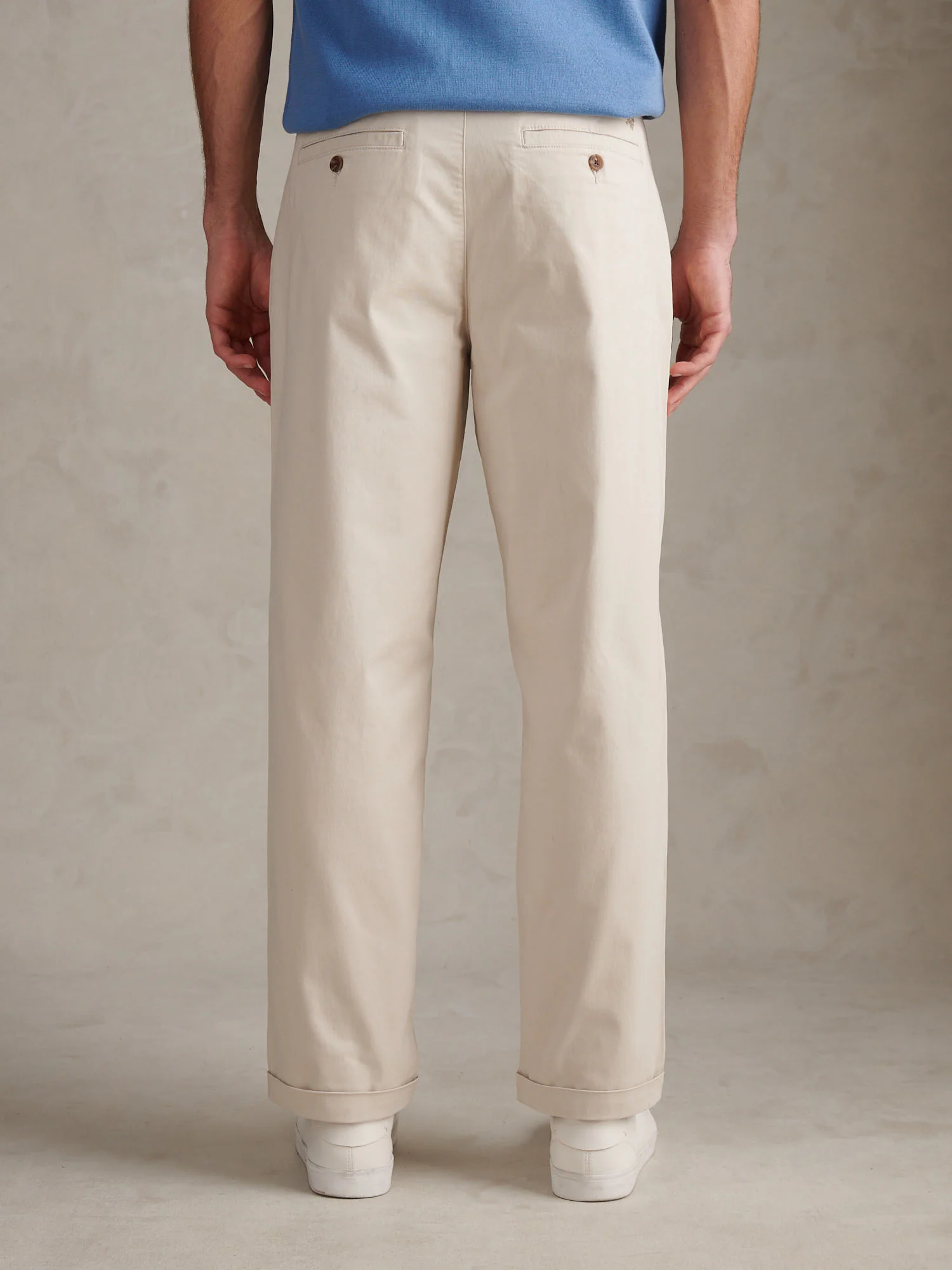 Mens Pleat Front Lightweight Chino Trousers Beige - Image 4