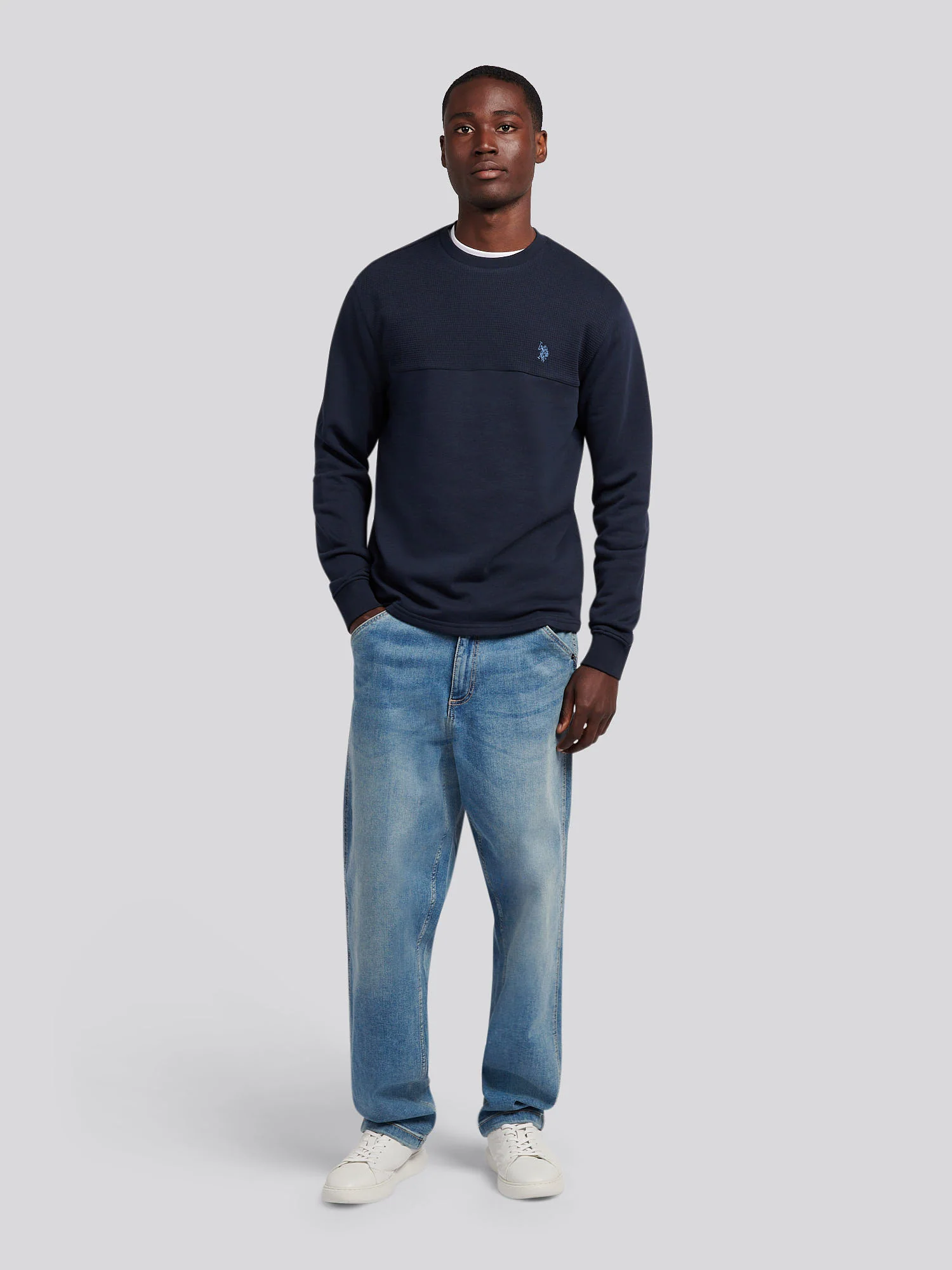 Tekstrutowany Cut and Sew Crew Dark Sapphire granatowy/księżycowy światło niebieski DHM - Image 4