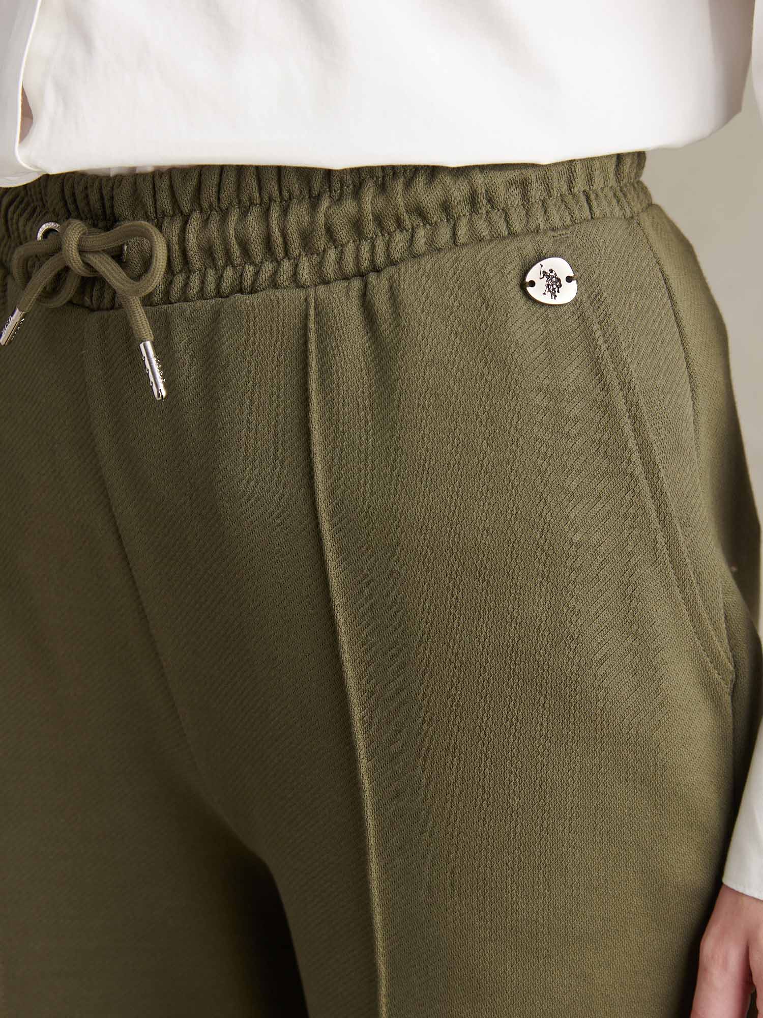 Womens Twill Texture Wide Leg Jogger in Kalamata Green - Image 3